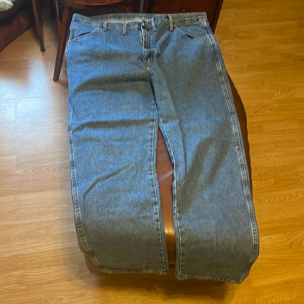 Rustler jeans 44x32 in great shape